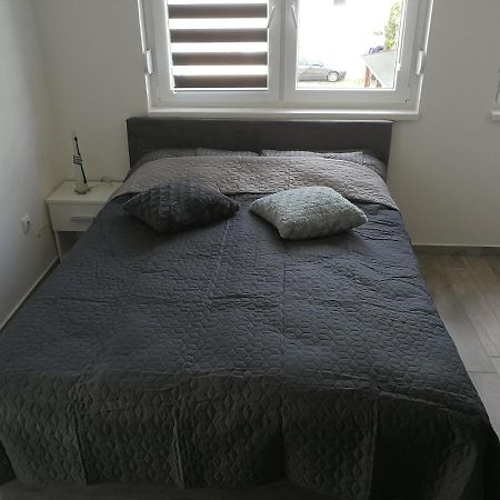 Apartamento Danica Sremska Mitrovica Exterior foto